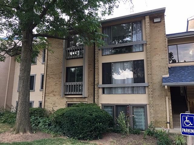 1st image of 10223 Valentino Dr
