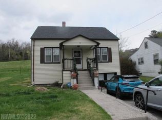 113 North St, Rich Creek, VA 24147