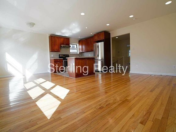 2nd image of 21-43 32nd St #1