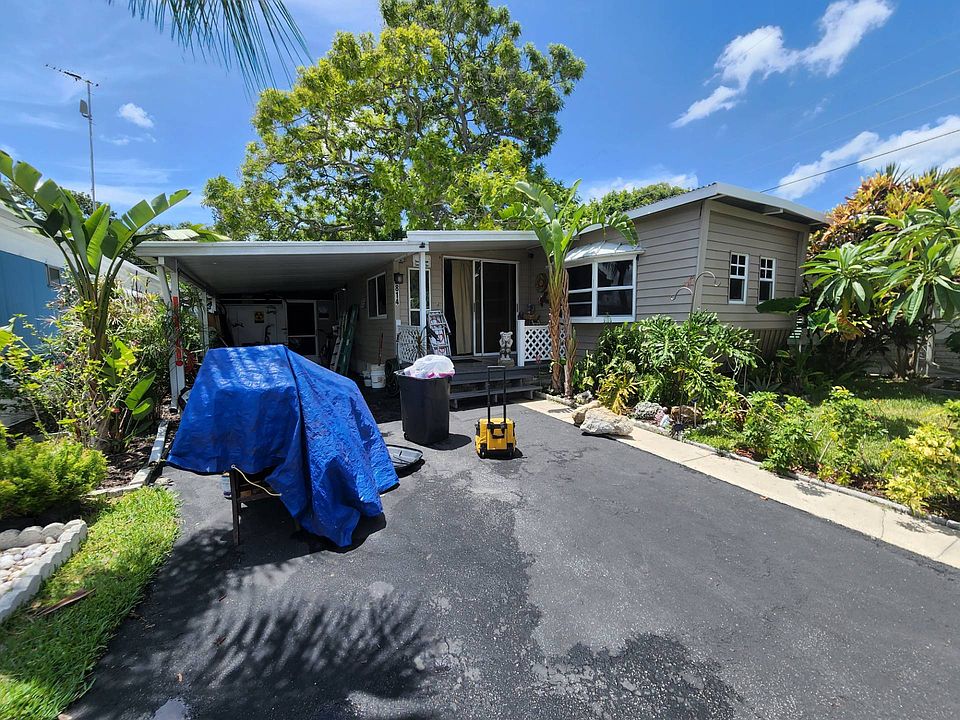1st image of 4000 24th St N Lot 814