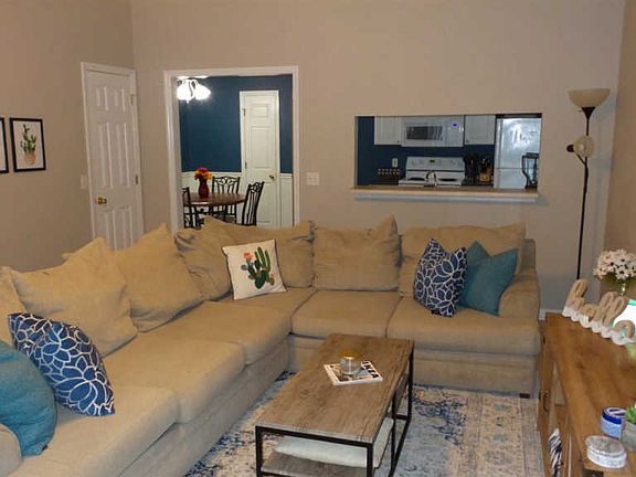 4th image of 2775 Westbrook Ct