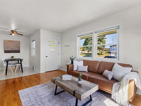 4th image of 101 Ridge Dr #103