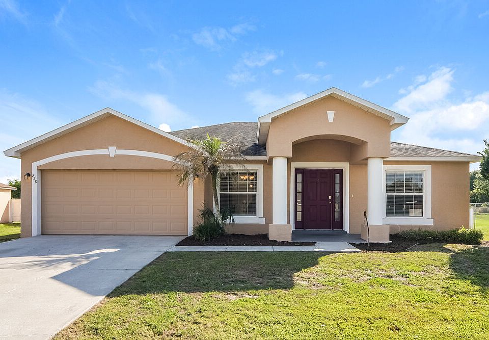 1st image of 828 Cabaret Ct