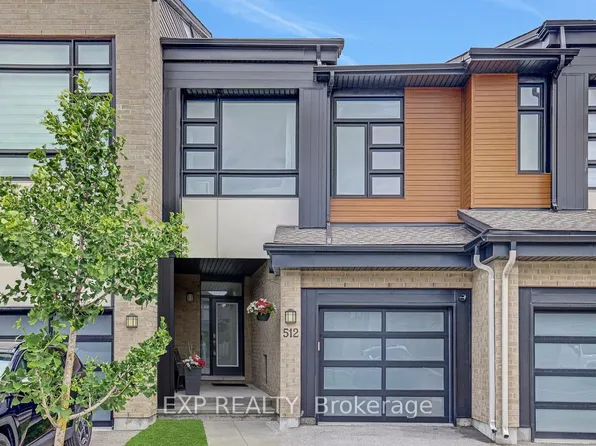 512 Triangle St, Ottawa, ON K2V 0M8