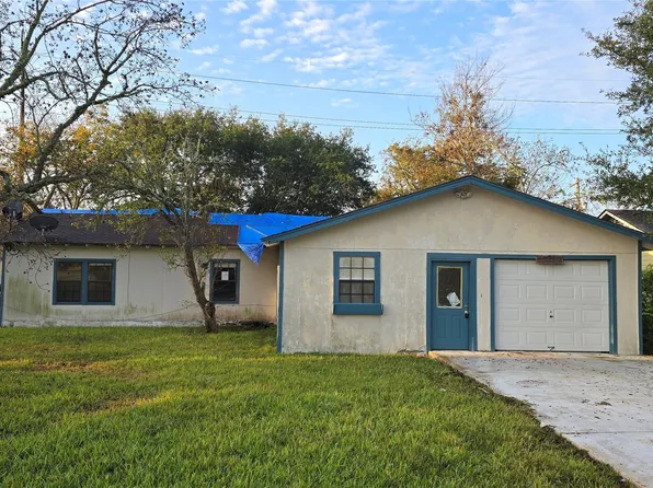 1509 N Ave S, Freeport, TX 77541