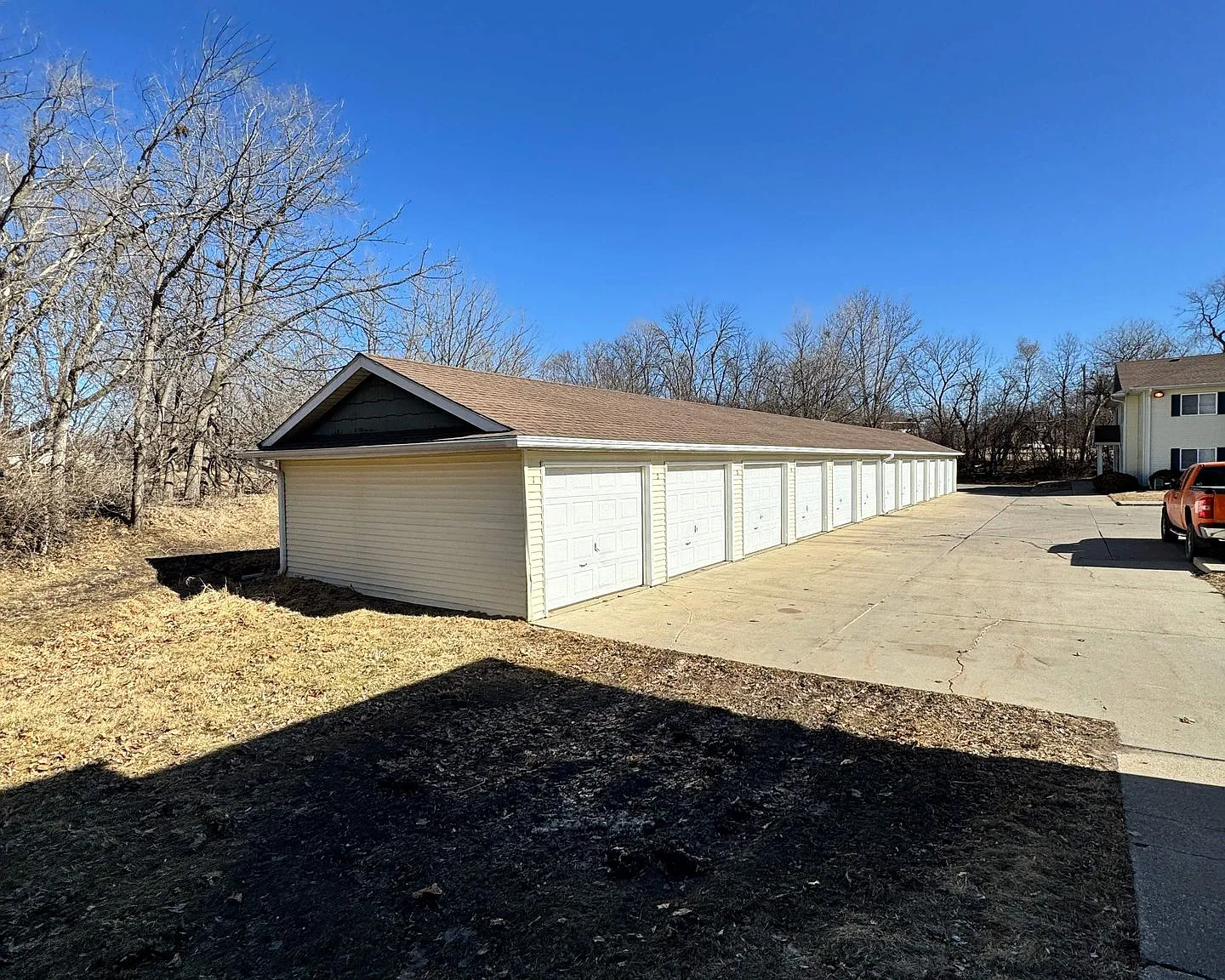 Boone 24-Unit (Country View) — Photo 1