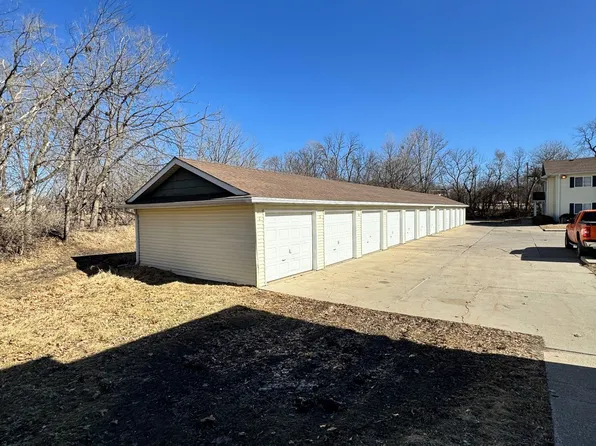 Boone 24-Unit (Country View)