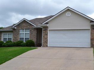 603 Arcadia Dr, Bentonville, AR 72712