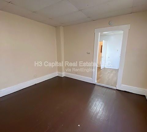 5th image of 2207 Lee Ave