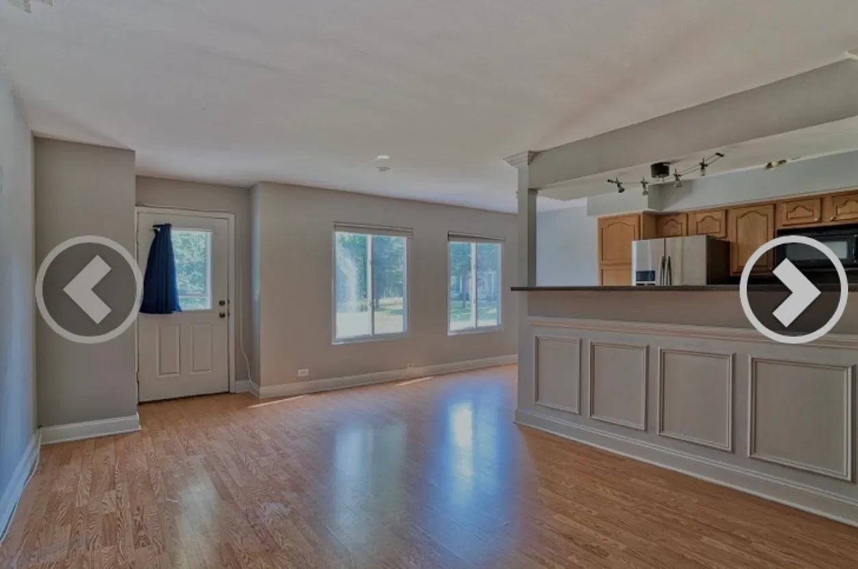2 bed, 920 sqft, $2,000 — Photo 2
