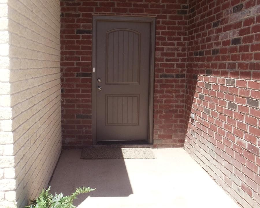 Front Door w/Glass Storm Door