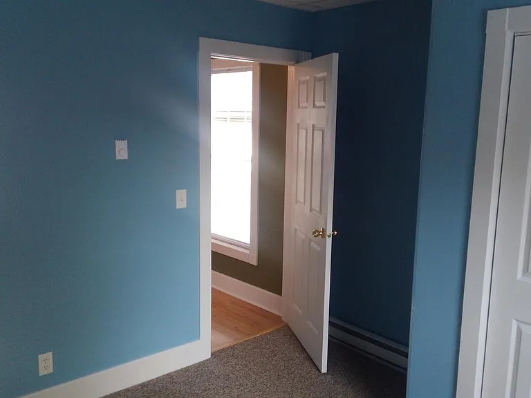 113 Laurel St W #4 — Photo 3