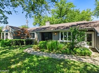 3180 Myrtle Pkwy, Northbrook, IL 60062