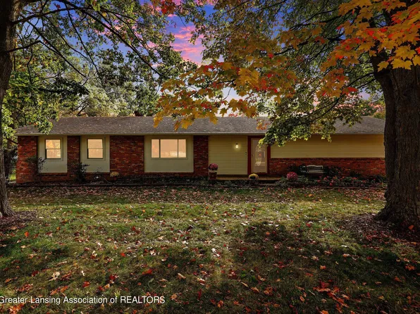 1326 E Grand River Rd, Williamston, MI 48895