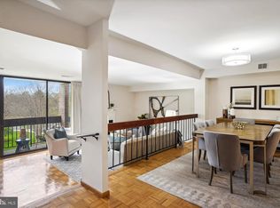 4932 Sentinel Dr #6-301, Bethesda, MD 20816