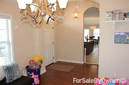 Dining room to Kitchen view