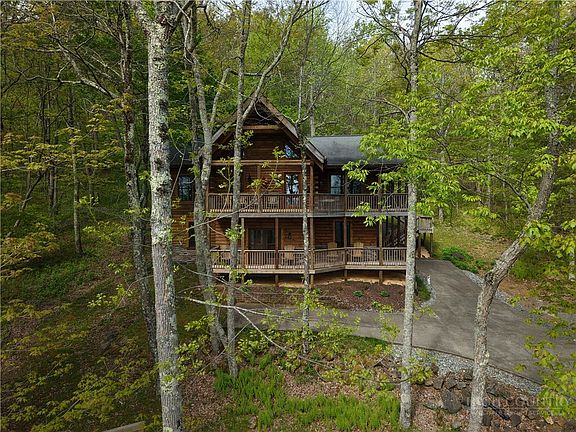 3rd image of 3043 Junaluska Road
