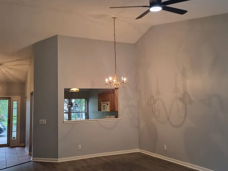 210 Elmwood Dr — Photo 15