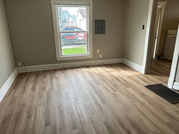 4th image of 107 Morgan St #109A