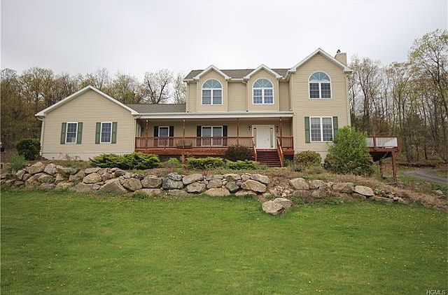1st image of 22 Susan Dr