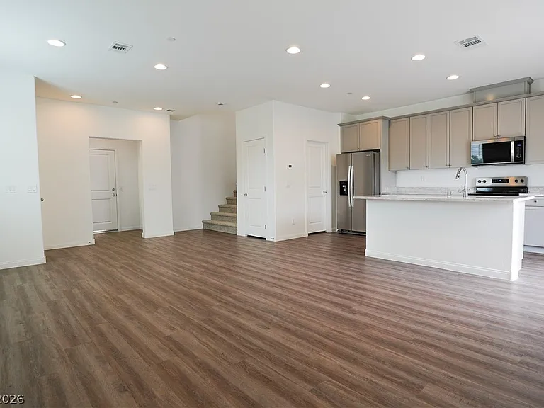 1478 Stellar Summit St — Photo 2