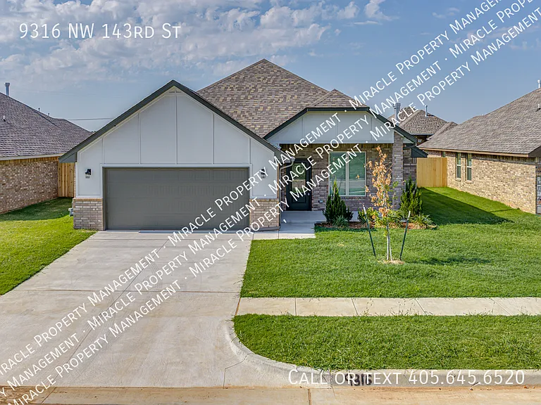 9316 NW 143rd St — Photo 41