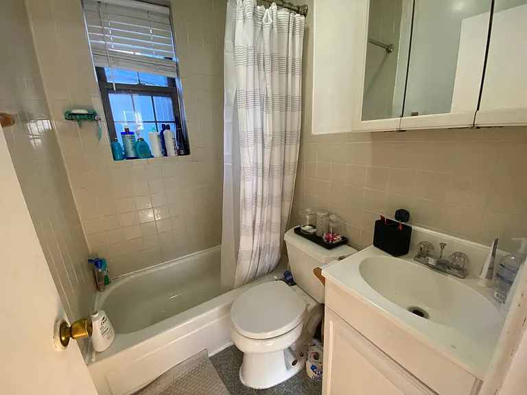 9 Charter St #3 — Photo 12