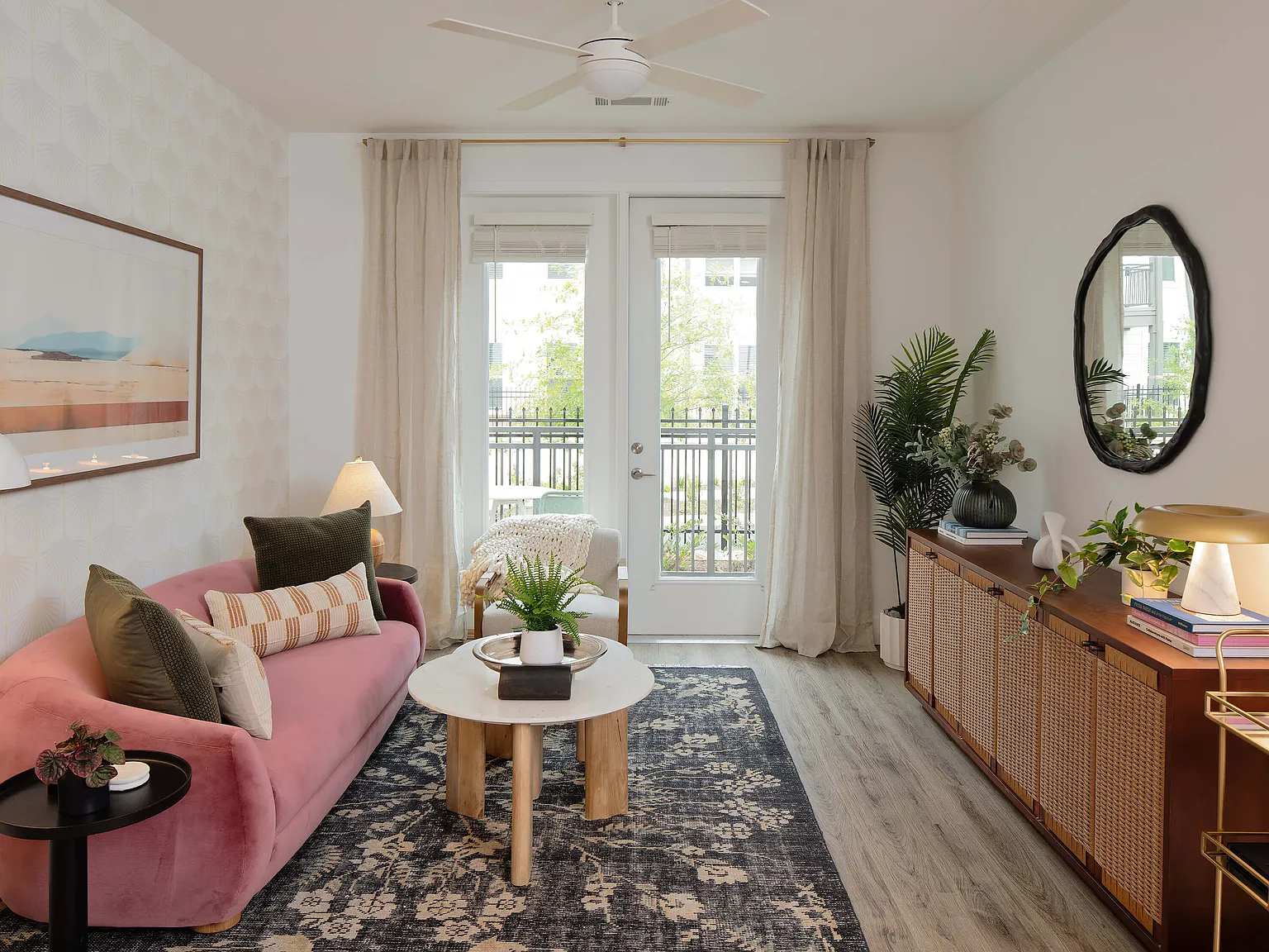Wayfern Apartments — Photo 3