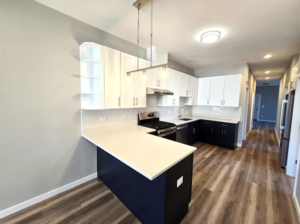 3122 S Morgan St #3, Chicago, IL 60608