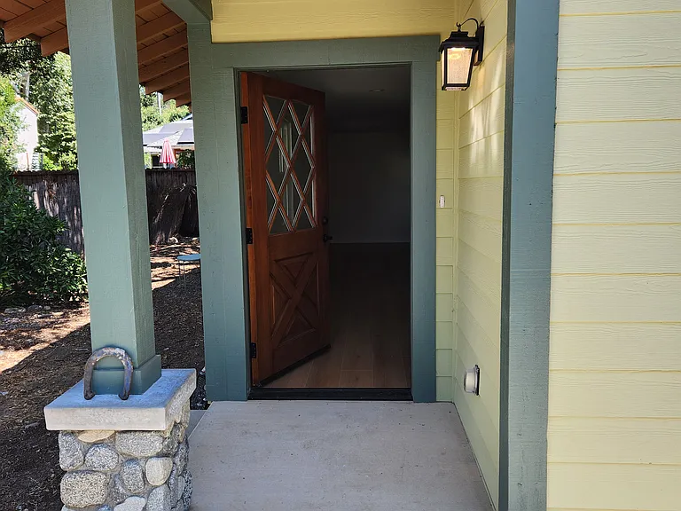465 Harrison Ave #A — Photo 3