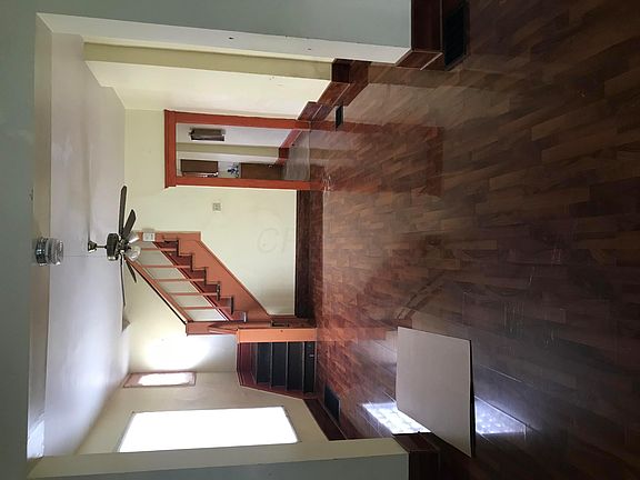 2nd image of 46 Clarendon Ave