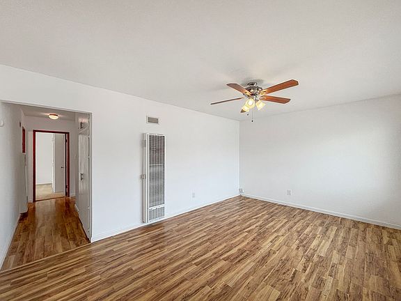 2nd image of 4245 Willamette Ave