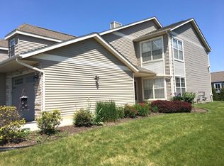 962 Buckingham Dr #962, Sycamore, IL 60178