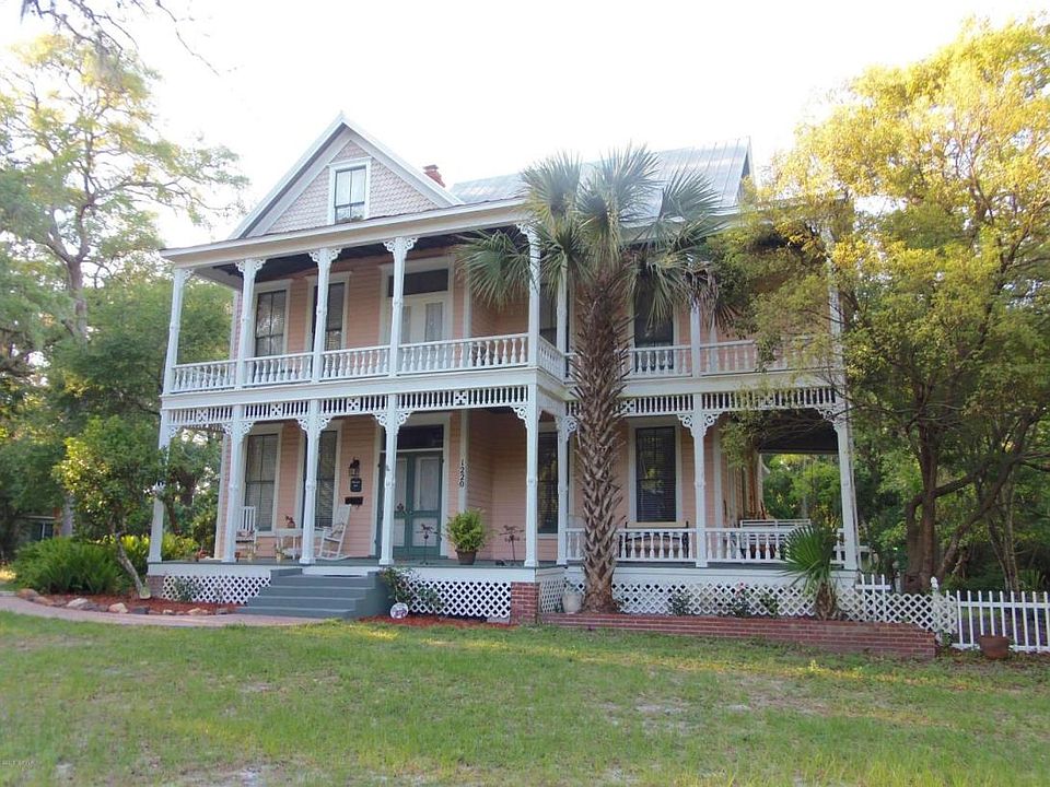 1st image of 1220 Kirby St