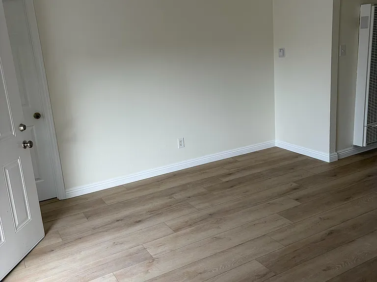 1516 N Stanton Pl #12 — Photo 1