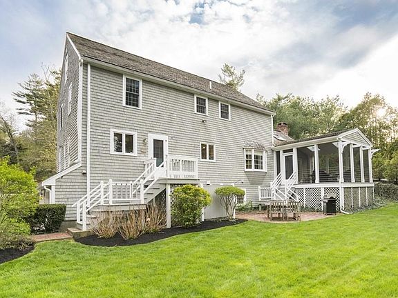 3rd image of 7 Orchard Ln