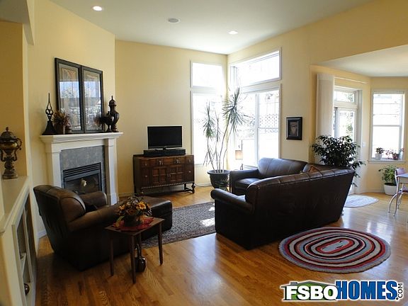 Living Room with Fireplace