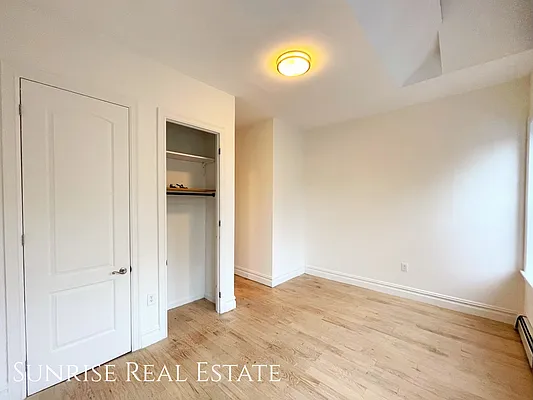 Rented by Sunrise Real Estate | media 45