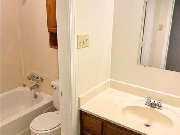 3231 King Bradford Dr, Baton Rouge, LA 70816