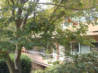 10 W Blaine St, Seattle, WA 98119