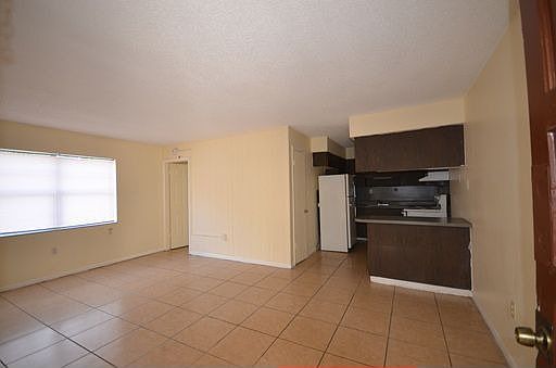 5th image of 13135 N 19th St APT 208
