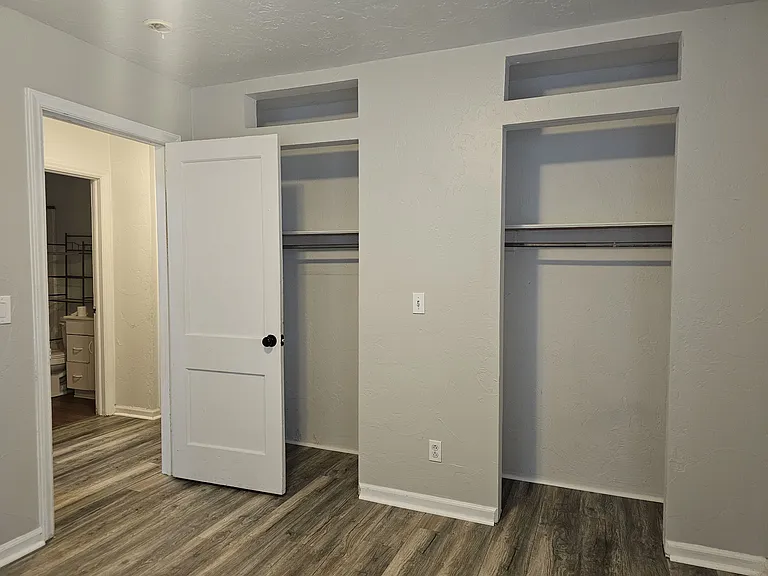 1112 Jet Dr — Photo 6