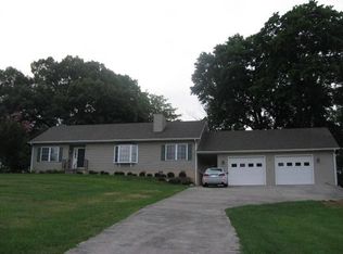713 Bluewater Dr #BAY, Moneta, VA 24121