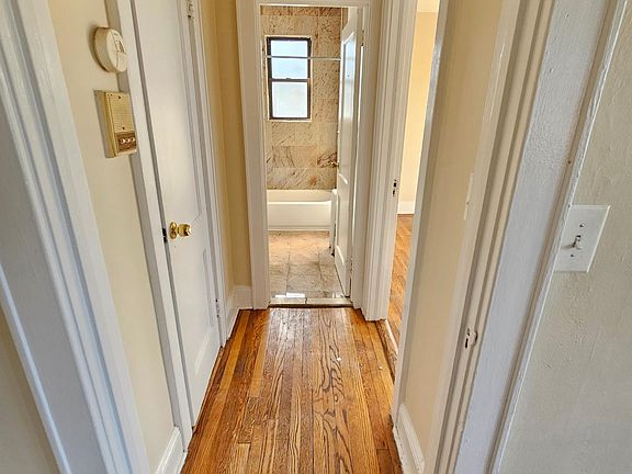 4th image of 82 Delano Ave APT 4