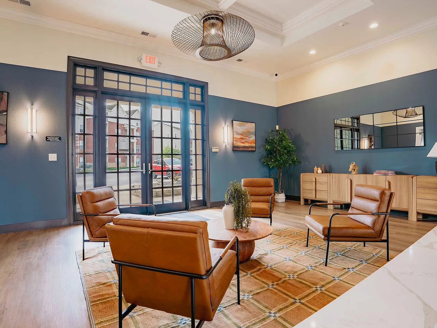 Devonshire Apartments — Photo 4