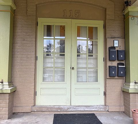 2nd image of 115 Ballard St #5