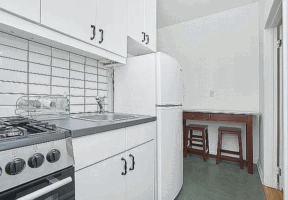 5th image of 140 Claremont Ave APT 5H