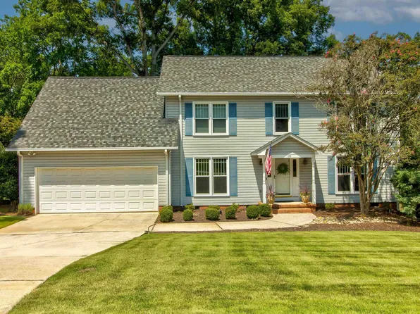 122 Woodway Dr, Greer, SC 29651