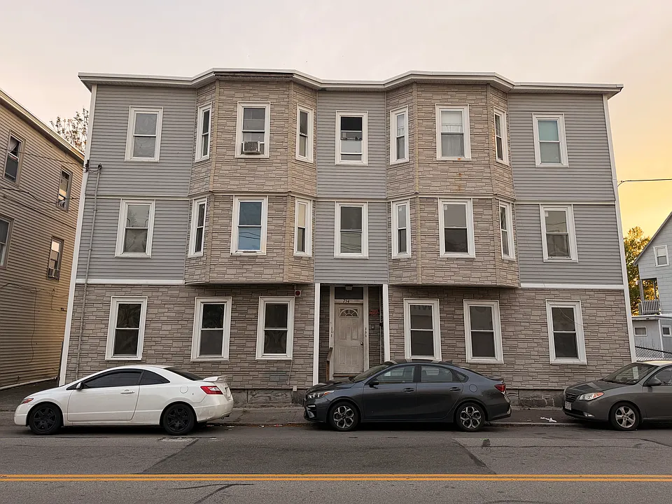 754 Lakeview Ave #2R