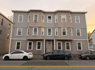 754 Lakeview Ave APT 2R, Lowell, MA 01850